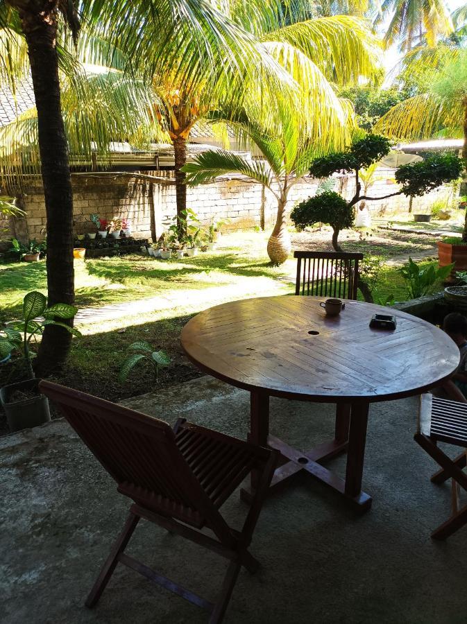 Merendeng Hostel Kuta Kuta  Luaran gambar