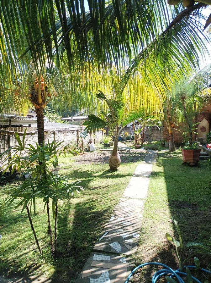 Merendeng Hostel Kuta Kuta  Luaran gambar