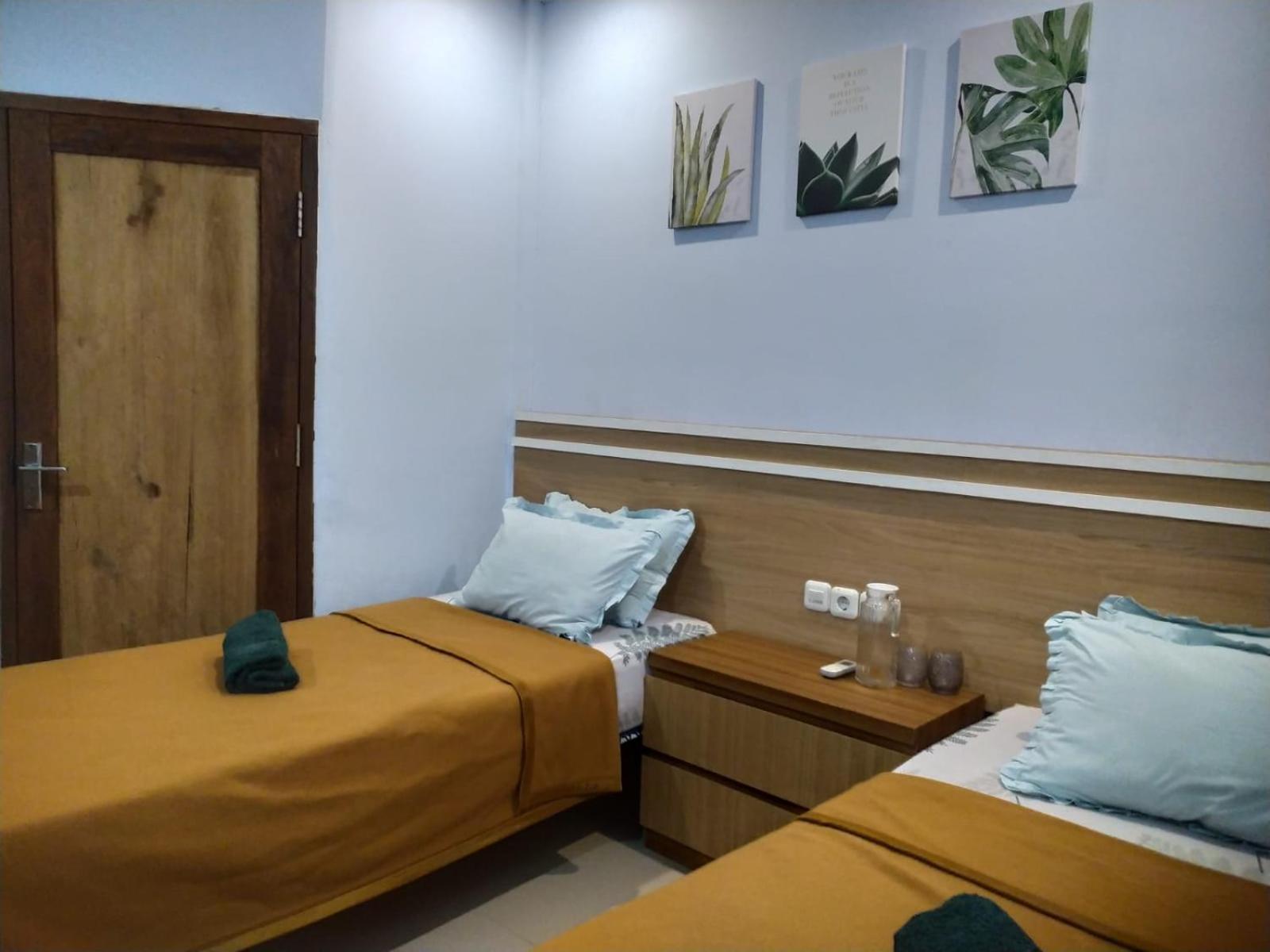 Merendeng Hostel Kuta Kuta  Luaran gambar