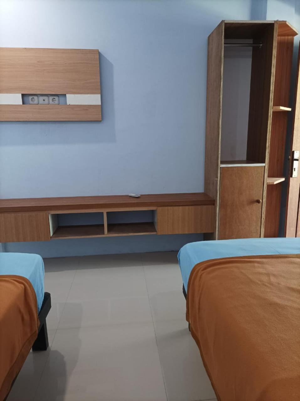 Merendeng Hostel Kuta Kuta  Luaran gambar